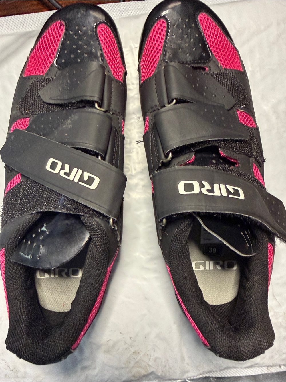 Giro Women’s Black and Pink Cycling Shoes